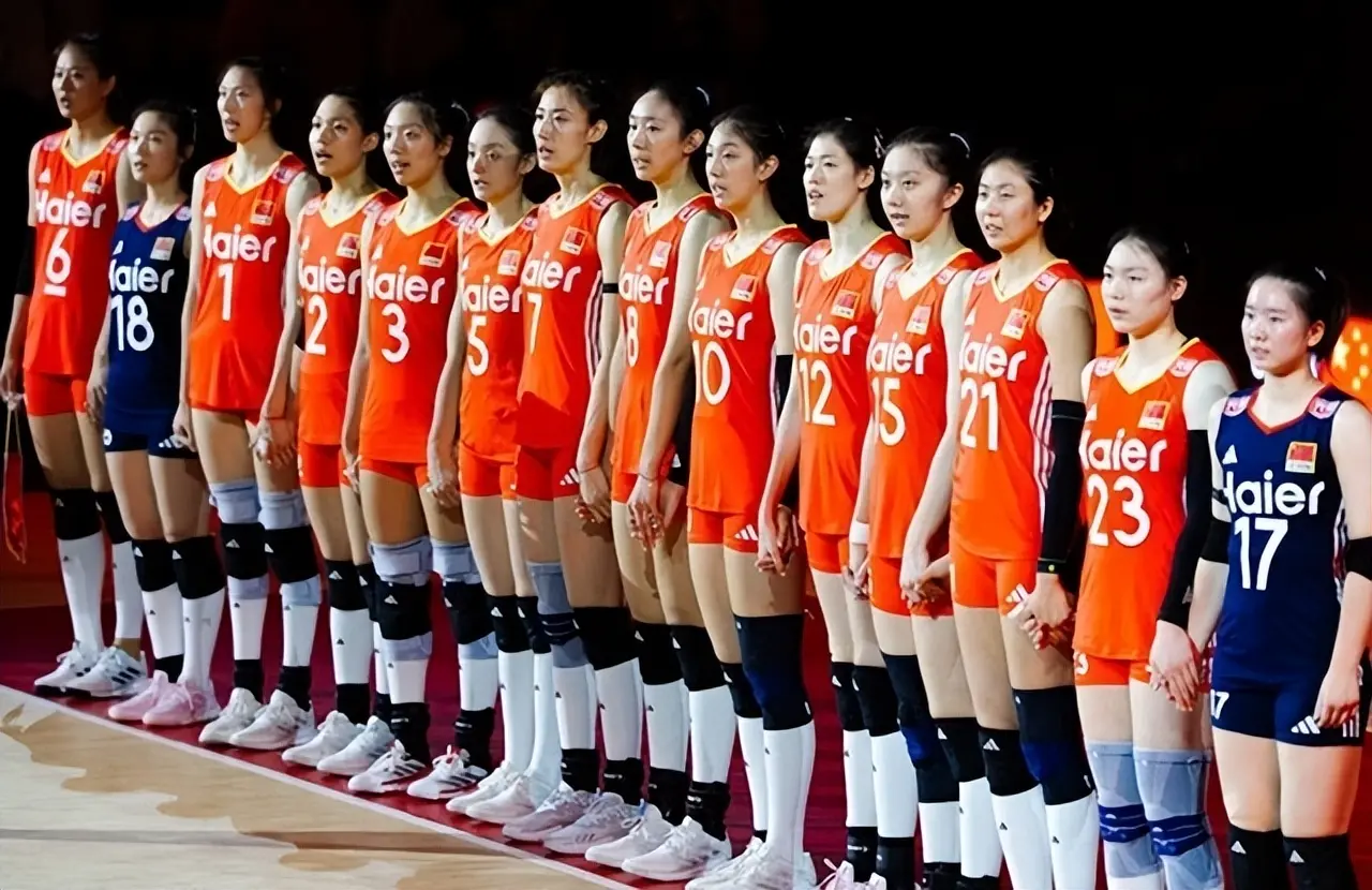 另外两支球, 击败多米尼 另外两支球, 击败多米尼